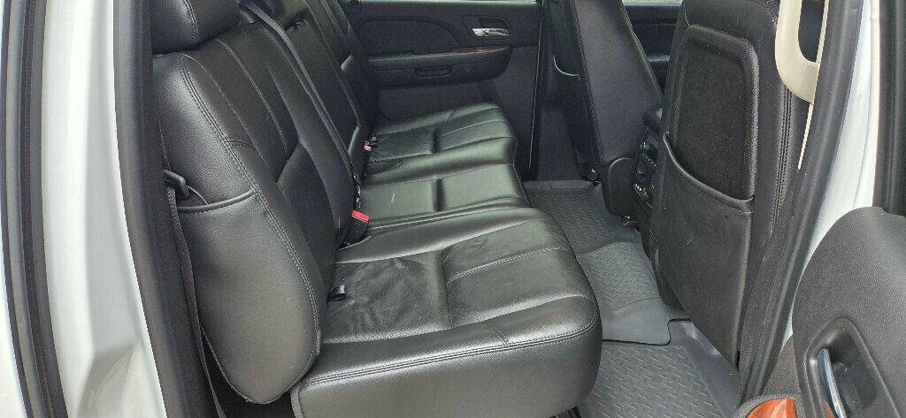 2008 Chevrolet Avalanche 4WD Crew Cab 130" LT w/2LT - 23022963 - 17