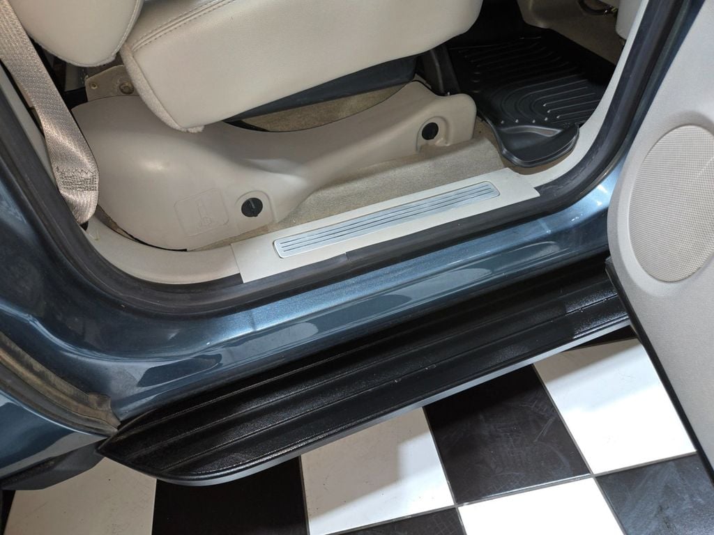 2008 Chevrolet Avalanche 4WD Crew Cab 130" LTZ - 22997379 - 99