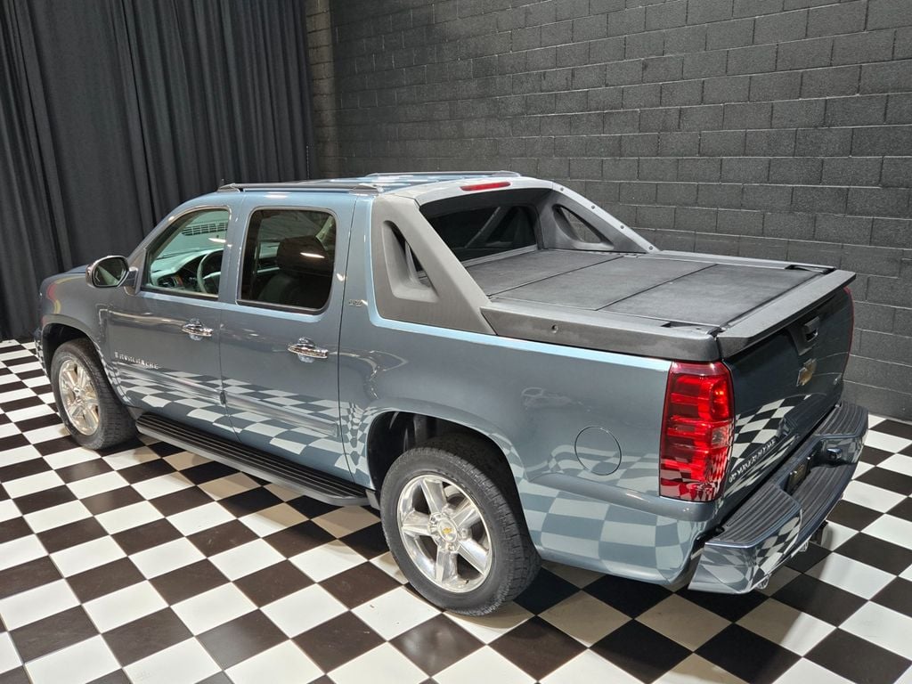 2008 Chevrolet Avalanche 4WD Crew Cab 130" LTZ - 22997379 - 2