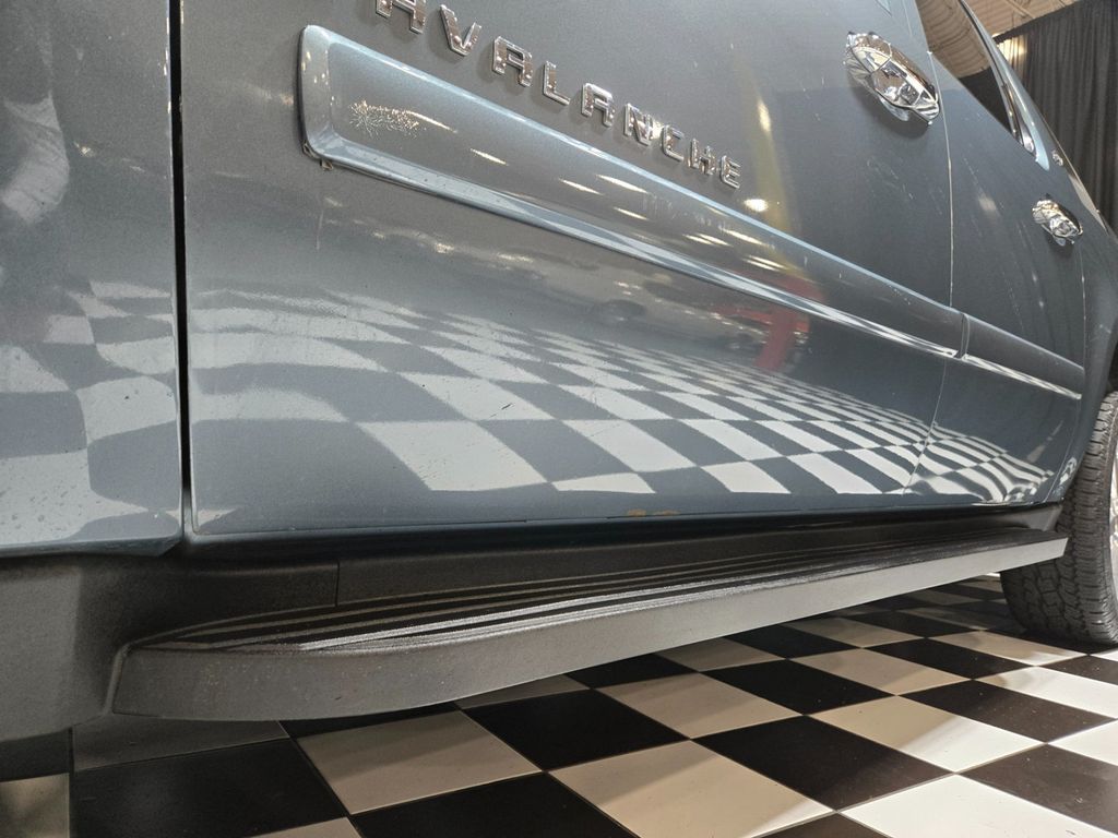 2008 Chevrolet Avalanche 4WD Crew Cab 130" LTZ - 22997379 - 36