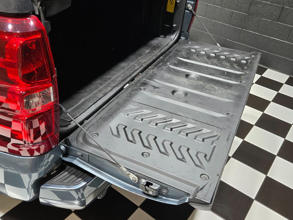 2008 Chevrolet Avalanche 4WD Crew Cab 130" LTZ - 22997379 - 71