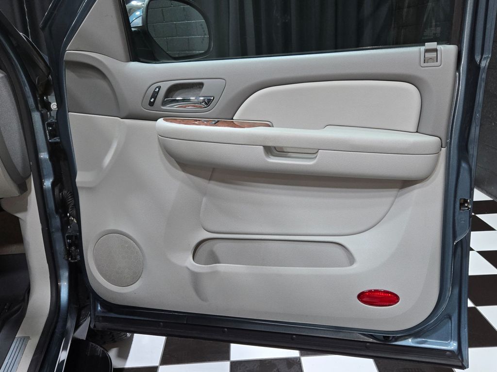 2008 Chevrolet Avalanche 4WD Crew Cab 130" LTZ - 22997379 - 82