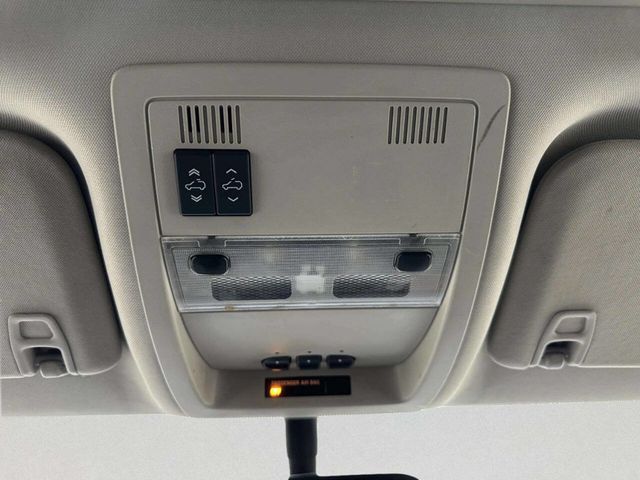 2008 Chevrolet Avalanche LT 4x4 4dr Crew Cab SB - 22949724 - 33