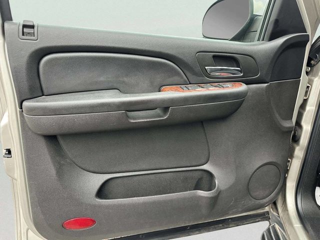 2008 Chevrolet Avalanche LT 4x4 4dr Crew Cab SB - 22949724 - 8