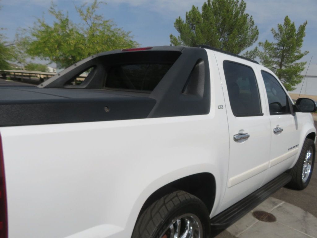 2008 Chevrolet Avalanche LTZ AVALANCHE EXTAR CLEAN LOW MILES AZ TRUCK LEATHER MOONROOF  - 23005286 - 9