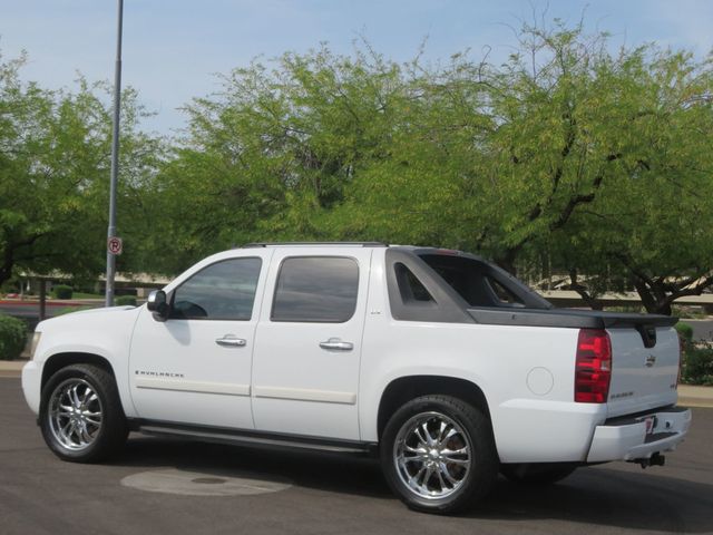 2008 Chevrolet Avalanche LTZ AVALANCHE EXTAR CLEAN LOW MILES AZ TRUCK LEATHER MOONROOF  - 23005286 - 4