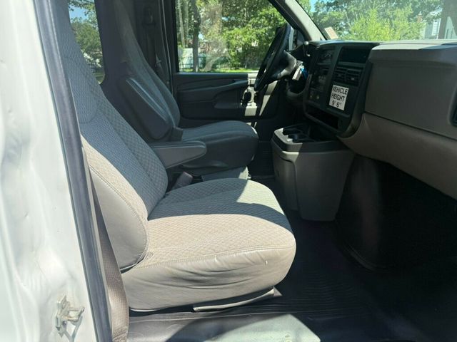 2008 Chevrolet CAMPER BUS CONVERTED ADVENTURE READY LOW MILES BEST IN STOCK - 22618867 - 11