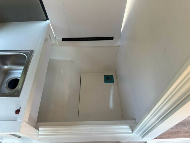 2008 Chevrolet CAMPER BUS CONVERTED ADVENTURE READY LOW MILES BEST IN STOCK - 22618867 - 23