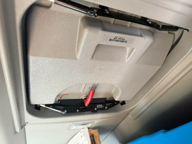 2008 Chevrolet CAMPER BUS CONVERTED ADVENTURE READY LOW MILES BEST IN STOCK - 22618867 - 26