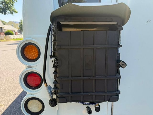 2008 Chevrolet CAMPER BUS CONVERTED ADVENTURE READY LOW MILES BEST IN STOCK - 22618867 - 30