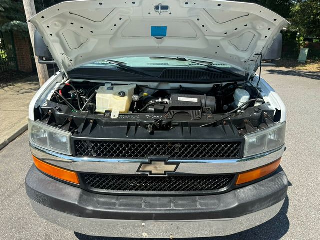 2008 Chevrolet CAMPER BUS CONVERTED ADVENTURE READY LOW MILES BEST IN STOCK - 22618867 - 31