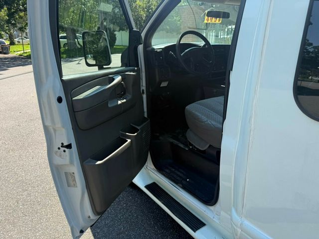 2008 Chevrolet CAMPER BUS CONVERTED ADVENTURE READY LOW MILES BEST IN STOCK - 22618867 - 37