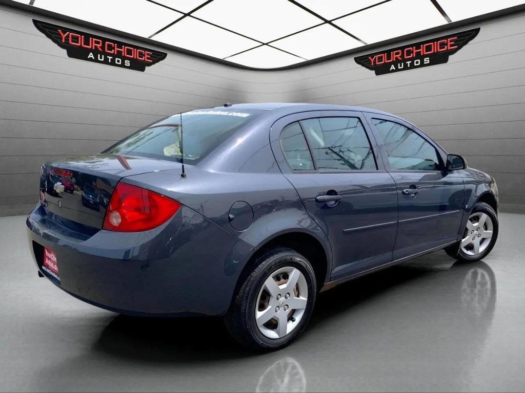 2008 Chevrolet Cobalt 4dr Sedan LS - 22984332 - 4
