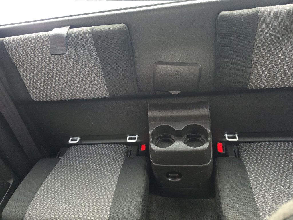 Chevrolet Colorado photo 13