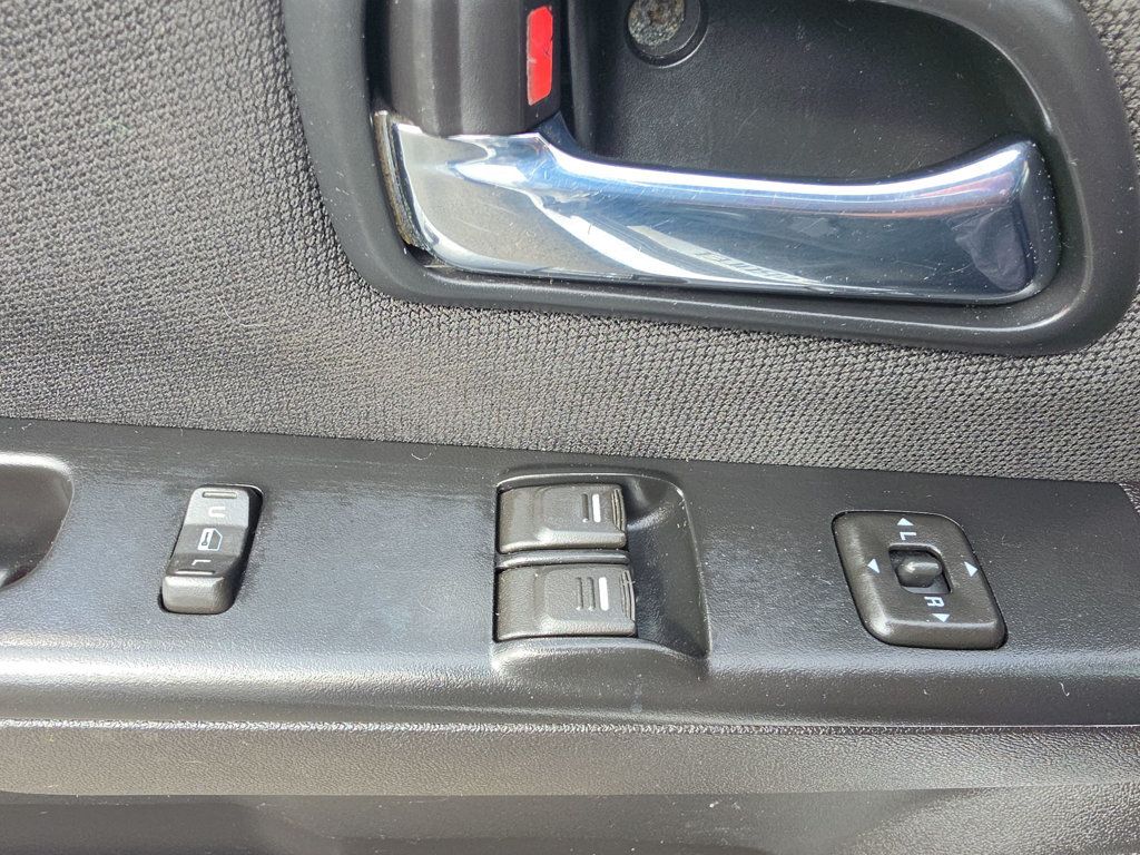 Chevrolet Colorado photo 18