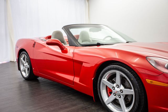 2008 Chevrolet Corvette 2dr Convertible - 22950771 - 24