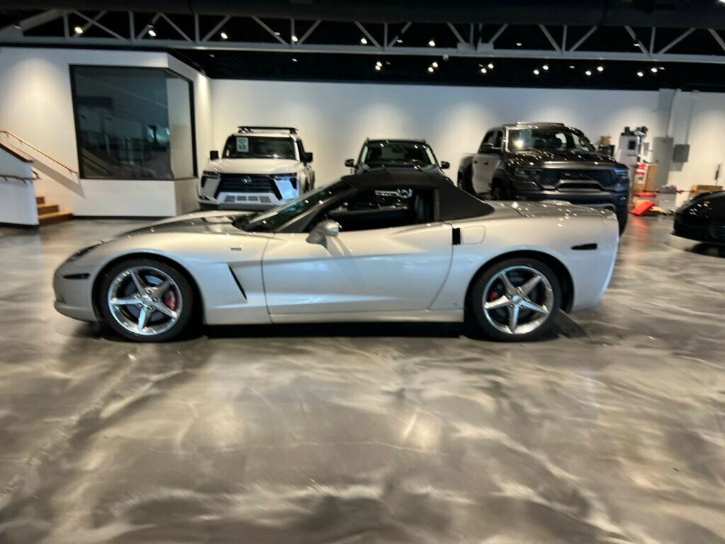 2008 Chevrolet Corvette 3LT photo 2