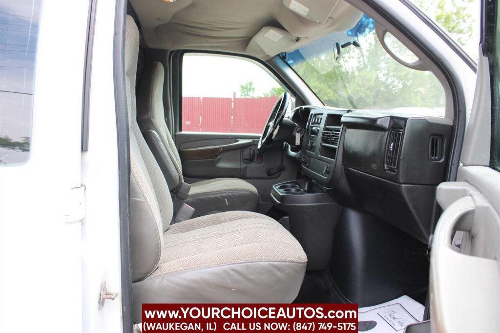 2008 Chevrolet Express Cargo Van RWD 2500 135" - 22504367 - 10