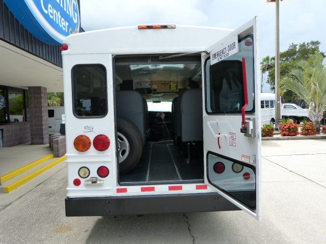 2008 Chevrolet Express Commercial Cutaway 4.8L V8 GAS*3500*SRW*139" WB*"COLLINS" 10 PASSENGER MINI BUS - 22904310 - 12