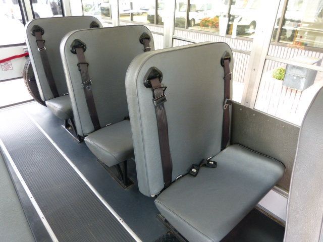 2008 Chevrolet Express Commercial Cutaway 4.8L V8 GAS*3500*SRW*139" WB*"COLLINS" 10 PASSENGER MINI BUS - 22904310 - 26