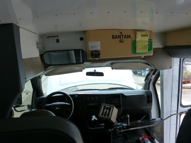 2008 Chevrolet Express Commercial Cutaway 4.8L V8 GAS*3500*SRW*139" WB*"COLLINS" 10 PASSENGER MINI BUS - 22904310 - 28