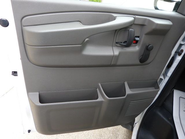 2008 Chevrolet Express Commercial Cutaway 4.8L V8 GAS*3500*SRW*139" WB*"COLLINS" 15 PASSENGER MINI BUS - 22862475 - 35