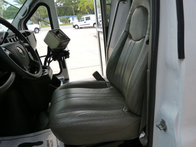 2008 Chevrolet Express Commercial Cutaway 4.8L V8 GAS*3500*SRW*139" WB*"COLLINS" 15 PASSENGER MINI BUS - 22862475 - 36