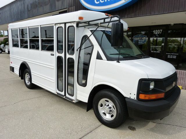 2008 Chevrolet Express Commercial Cutaway 4.8L V8 GAS*3500*SRW*139" WB*"COLLINS" 15 PASSENGER MINI BUS - 22862475 - 5