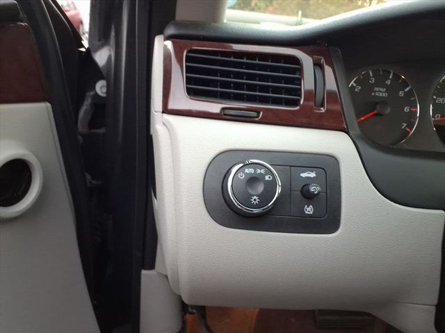 2008 Chevrolet Impala 4dr Sedan 3.5L LT - 22941329 - 12