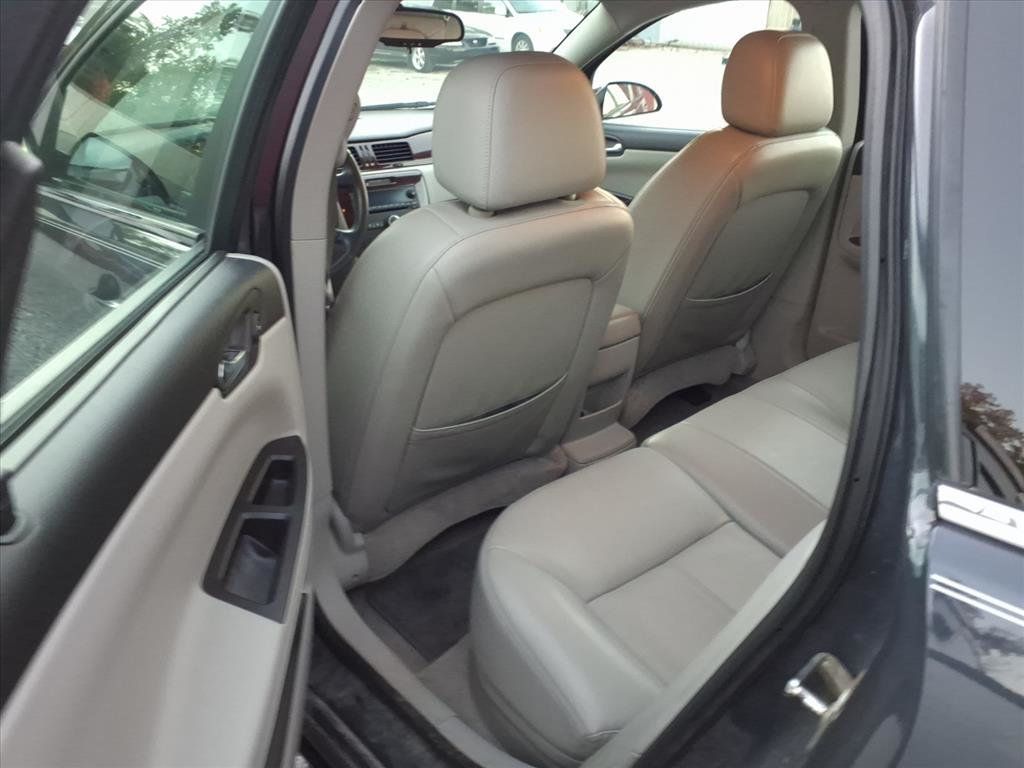 2008 Chevrolet Impala 4dr Sedan 3.5L LT - 22941329 - 13