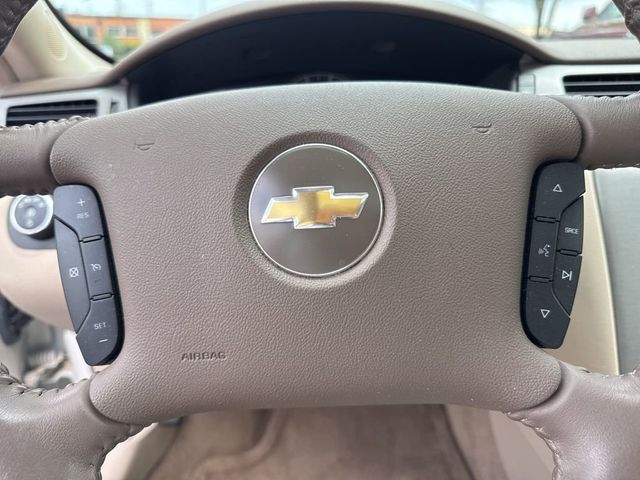 2008 Chevrolet Impala 4dr Sedan LTZ - 23021289 - 11