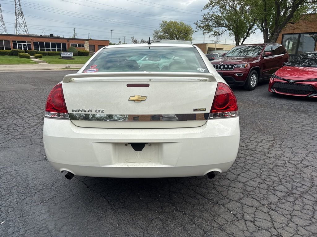 2008 Chevrolet Impala 4dr Sedan LTZ - 23021289 - 4