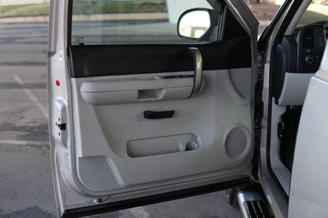 2008 Chevrolet Silverado 1500 4WD Ext Cab 143.5" LT w/2LT - 22987725 - 9