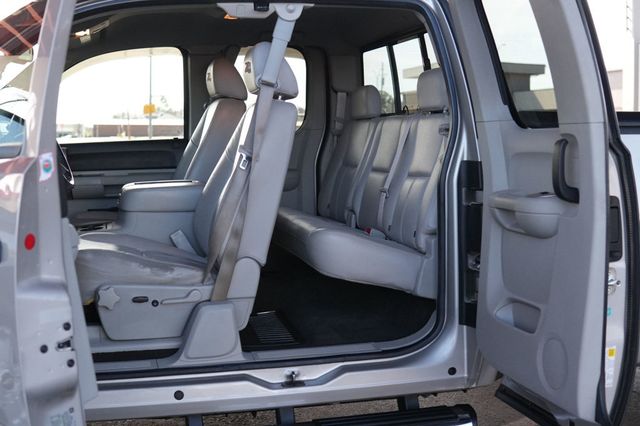 2008 Chevrolet Silverado 1500 4WD Ext Cab 143.5" LT w/2LT - 22987725 - 13