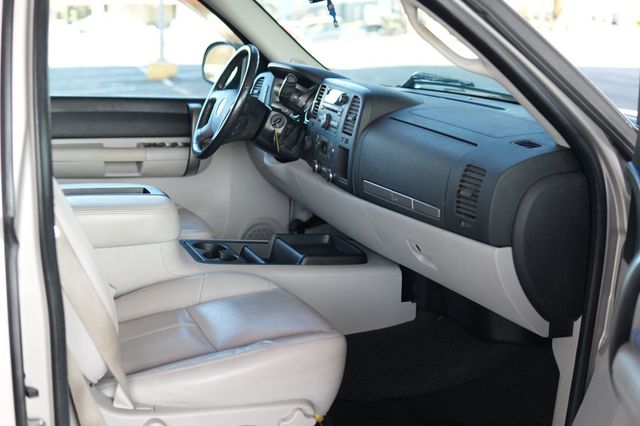 2008 Chevrolet Silverado 1500 4WD Ext Cab 143.5" LT w/2LT - 22987725 - 14