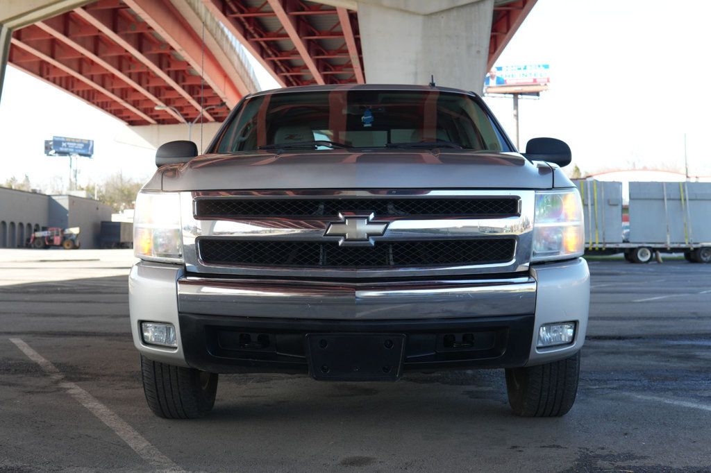 2008 Chevrolet Silverado 1500 4WD Ext Cab 143.5" LT w/2LT - 22987725 - 2
