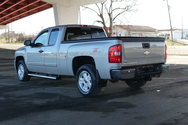 2008 Chevrolet Silverado 1500 4WD Ext Cab 143.5" LT w/2LT - 22987725 - 5