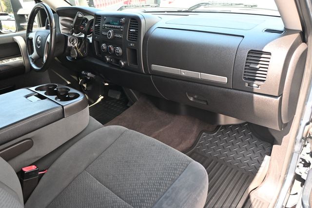 2008 Chevrolet Silverado 1500 Crew Cab Work truck - 22835286 - 11