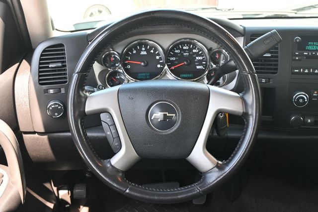 2008 Chevrolet Silverado 1500 Crew Cab Work truck - 22835286 - 8