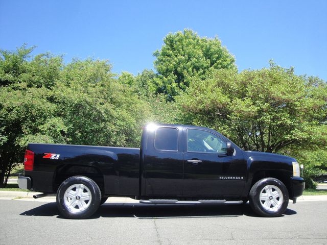 2008 Chevrolet Silverado 1500 LT 4X4 w/ Z71 OFF-RD PKG, LOADED, LOW-MI, EXTRA-CLEAN! - 23026475 - 8
