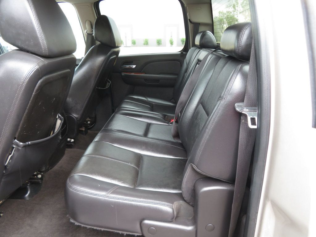 2008 Chevrolet Silverado 2500HD 4X4 CREWCAB DURAMAX DIESEL EXTRA CLEAN - 22850840 - 23