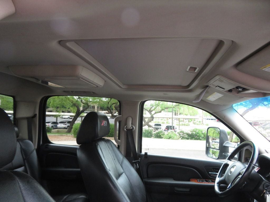 2008 Chevrolet Silverado 2500HD 4X4 CREWCAB DURAMAX DIESEL EXTRA CLEAN - 22850840 - 33