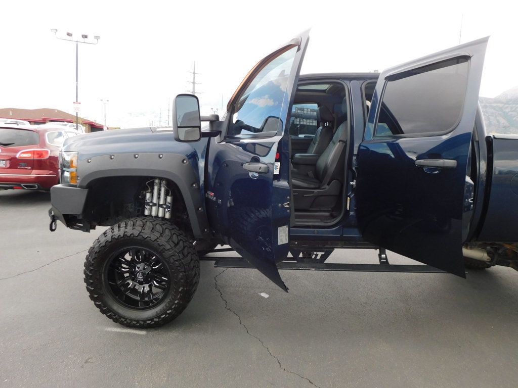 2008 Chevrolet Silverado 2500HD LT - 22556172 - 24