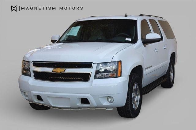 2008 Chevrolet Suburban 1500 LT - 23054635 - 3