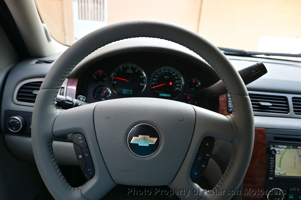 2008 Chevrolet Suburban 2WD 4dr 1500 LTZ - 22359700 - 22