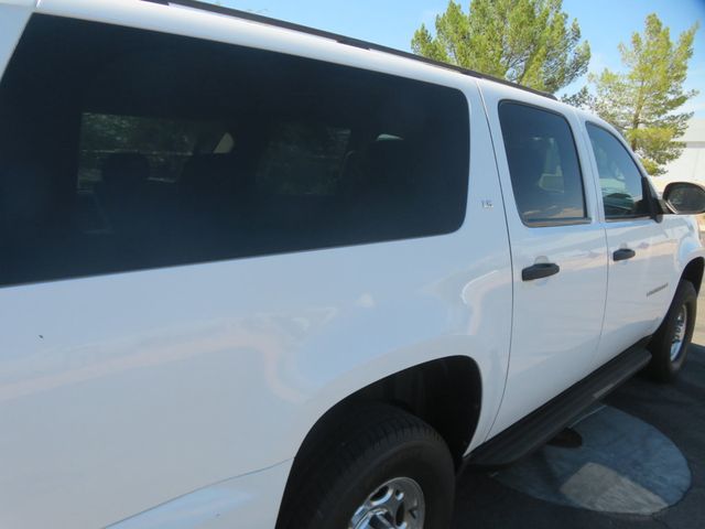 2008 Chevrolet Suburban 4X4 EXTRA CLEAN 2500 CHEVY SUBURBAN 4X4 LOW MILES THIRD ROW SEAT - 23068566 - 9
