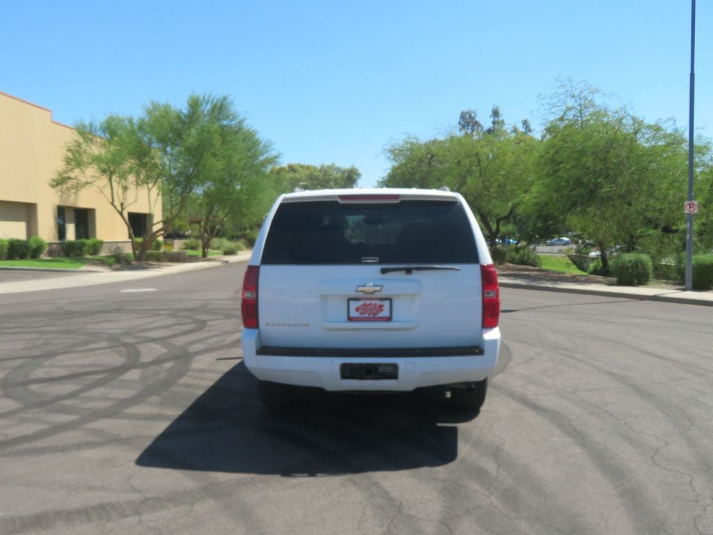 2008 Chevrolet Suburban 4X4 EXTRA CLEAN 2500 CHEVY SUBURBAN 4X4 LOW MILES THIRD ROW SEAT - 23068566 - 11