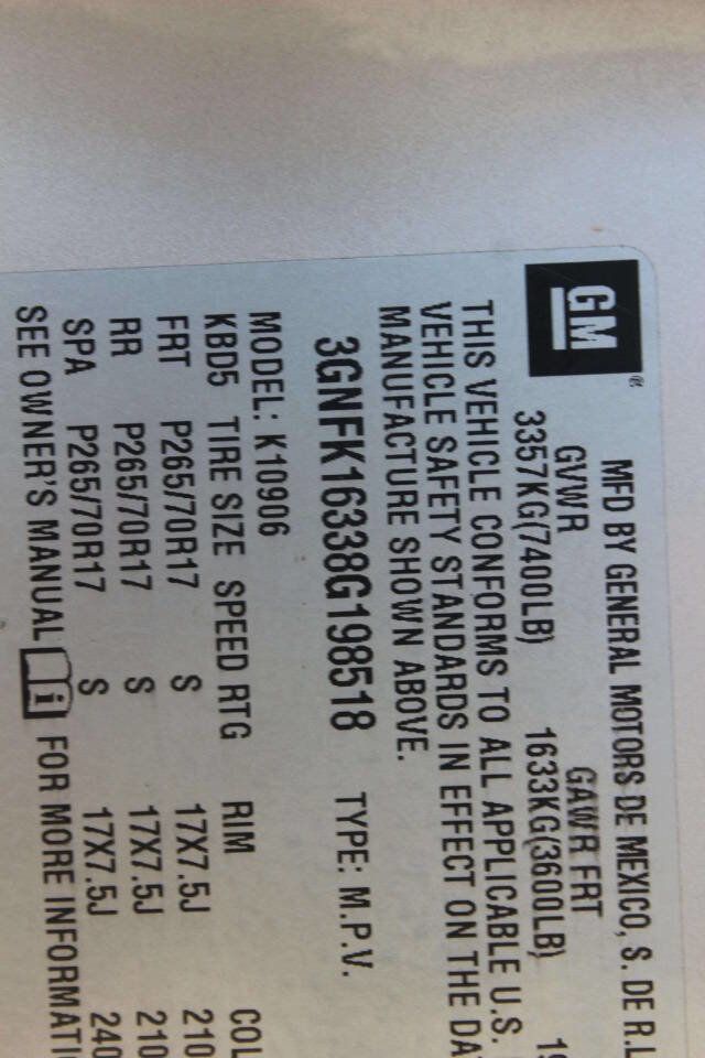 2008 Chevrolet Suburban LT 4x4 4dr SUV - 23014133 - 5