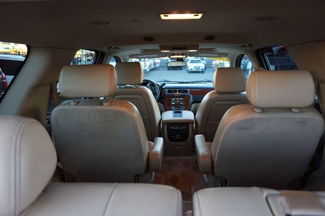 2008 Chevrolet Tahoe LTZ, 4X4, MOON ROOF, LEATHER, NAVIGATION, BOSE PREMIUM SOUND - 22941164 - 8