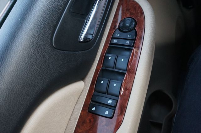 2008 Chevrolet Tahoe LTZ,4X4,THIRD ROW SEATS,MOON ROOF,NAVIGATION, BOSE PREMIUM SOUND - 22941164 - 23